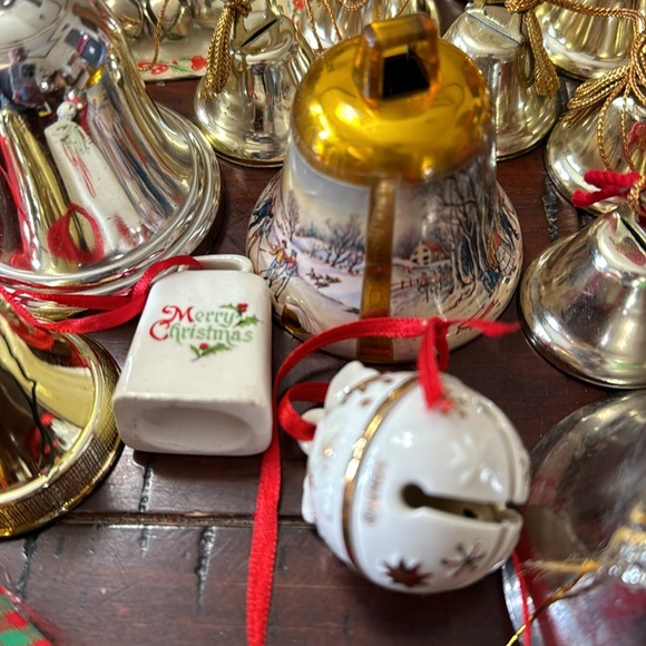 Lot of Christmas decor and ornaments - Picture 3 of 6